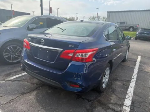 More photos of 2017 Nissan Sentra SV at Jay Wolfe Acura, MO