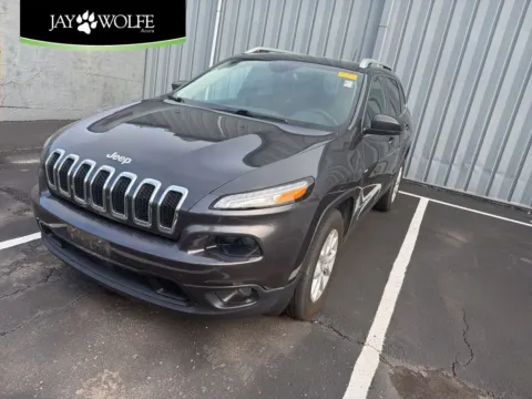 Gray 2015 Jeep Cherokee Latitude for sale in Kansas City, MO