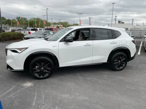 More photos of 2025 Acura ADX w/A-Spec Advance Package at Jay Wolfe Acura, MO