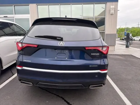 More photos of 2023 Acura MDX 3.5L at Jay Wolfe Acura, MO