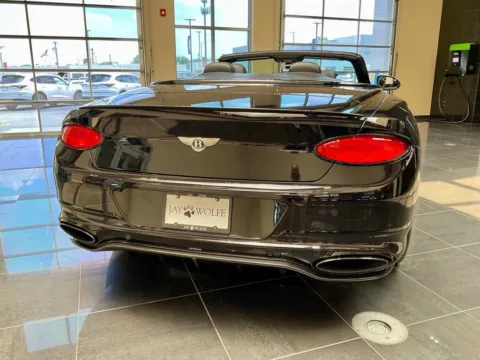 More photos of 2023 Bentley Continental Speed at Jay Wolfe Acura, MO