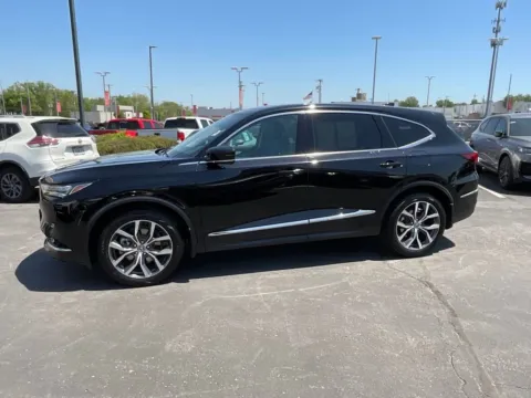 More photos of 2023 Acura MDX w/Technology Package at Jay Wolfe Acura, MO