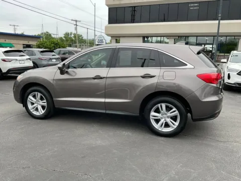 More photos of 2013 Acura RDX Tech Pkg at Jay Wolfe Acura, MO