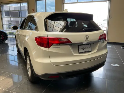 More photos of 2015 Acura RDX at Jay Wolfe Acura, MO