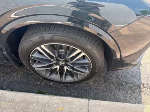 More photos of 2026 Acura MDX w/Advance Package at Jay Wolfe Acura, MO