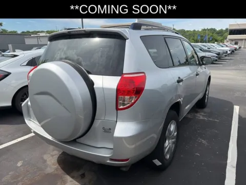 More photos of 2008 Toyota RAV4 at Jay Wolfe Acura, MO