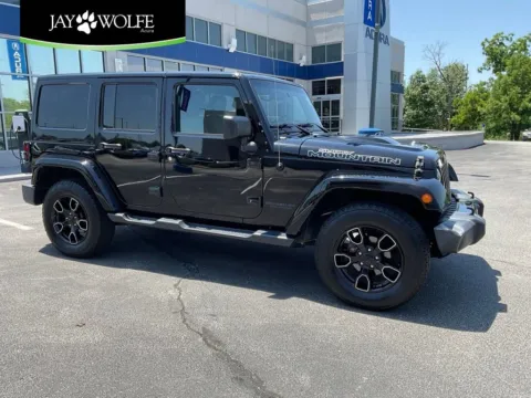 Black 2017 Jeep Wrangler Unlimited Smoky Mountain for sale in Kansas City, MO