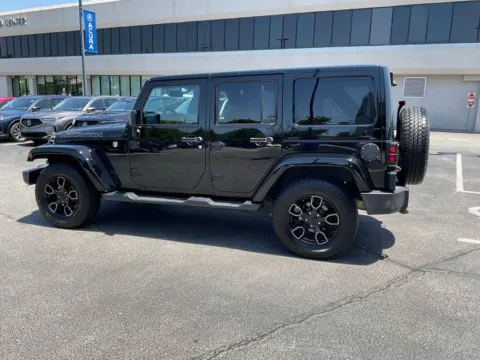 More photos of 2017 Jeep Wrangler Unlimited Smoky Mountain at Jay Wolfe Acura, MO