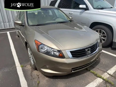 Beige 2008 Honda Accord Sdn LX for sale in Kansas City, MO