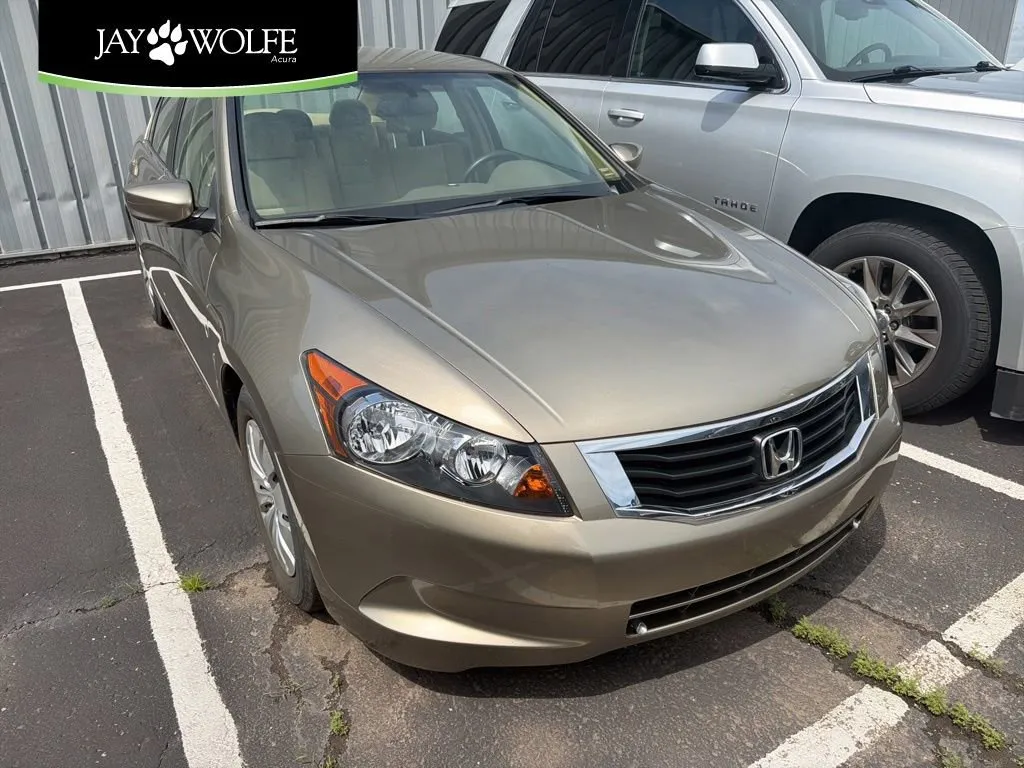 Beige 2008 Honda Accord Sdn LX for sale in Kansas City, MO