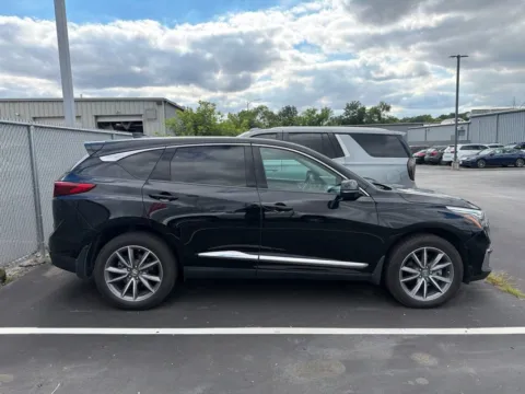 More photos of 2020 Acura RDX w/Technology Pkg at Jay Wolfe Acura, MO