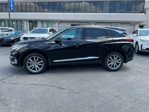 More photos of 2020 Acura RDX w/Technology Pkg at Jay Wolfe Acura, MO