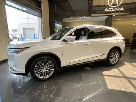 More photos of 2024 Acura MDX w/Advance Package at Jay Wolfe Acura, MO