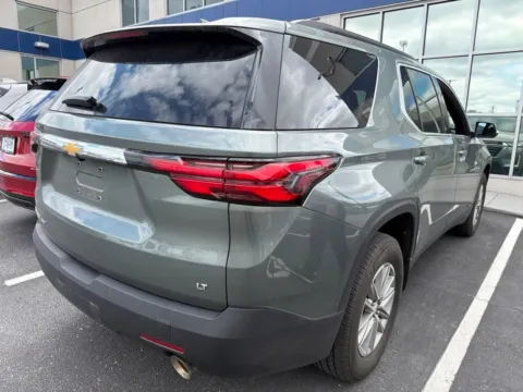 More photos of 2023 Chevrolet Traverse LT Cloth at Jay Wolfe Acura, MO