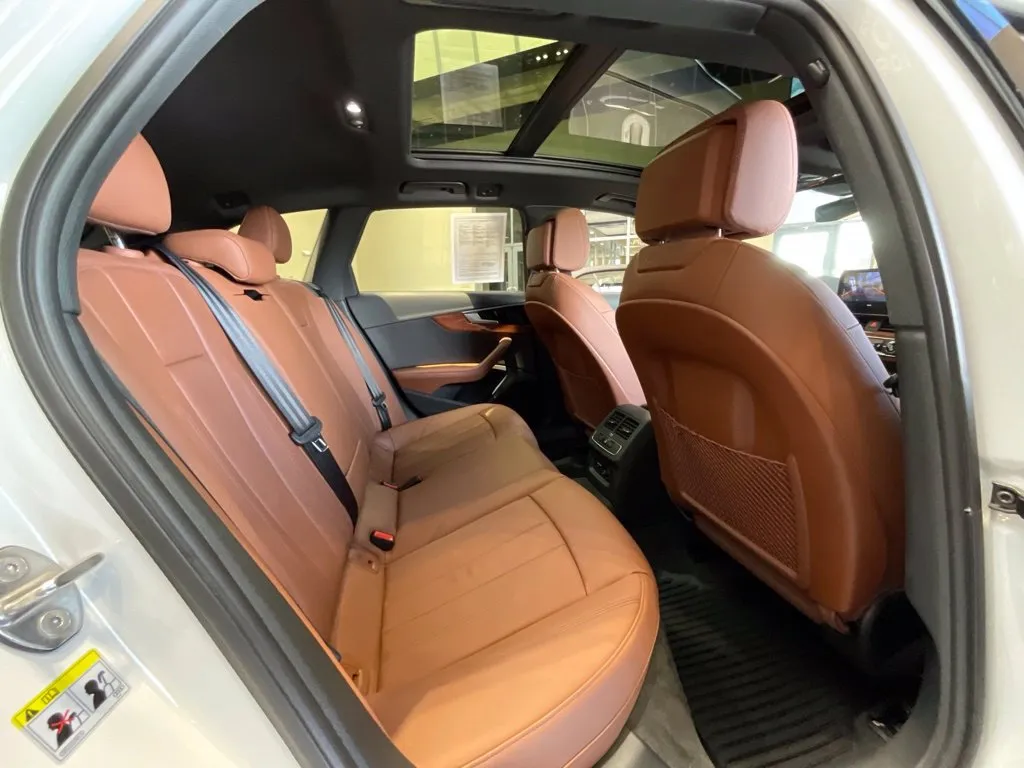 Audi A4 allroad photo 19