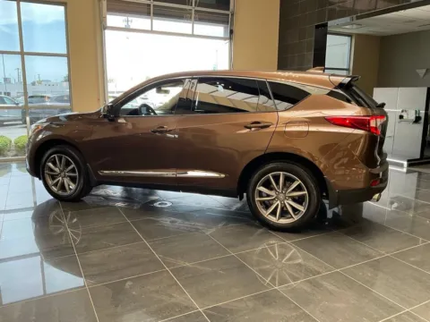 More photos of 2019 Acura RDX w/Technology Pkg at Jay Wolfe Acura, MO