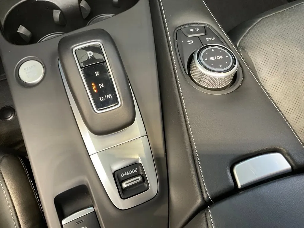 Infiniti QX50 photo 18