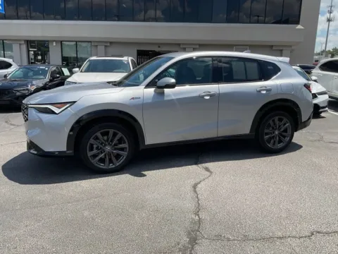 More photos of 2025 Acura ADX w/A-Spec Package at Jay Wolfe Acura, MO