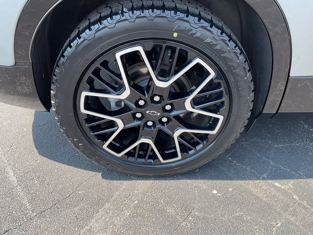 Chevrolet Blazer photo 8