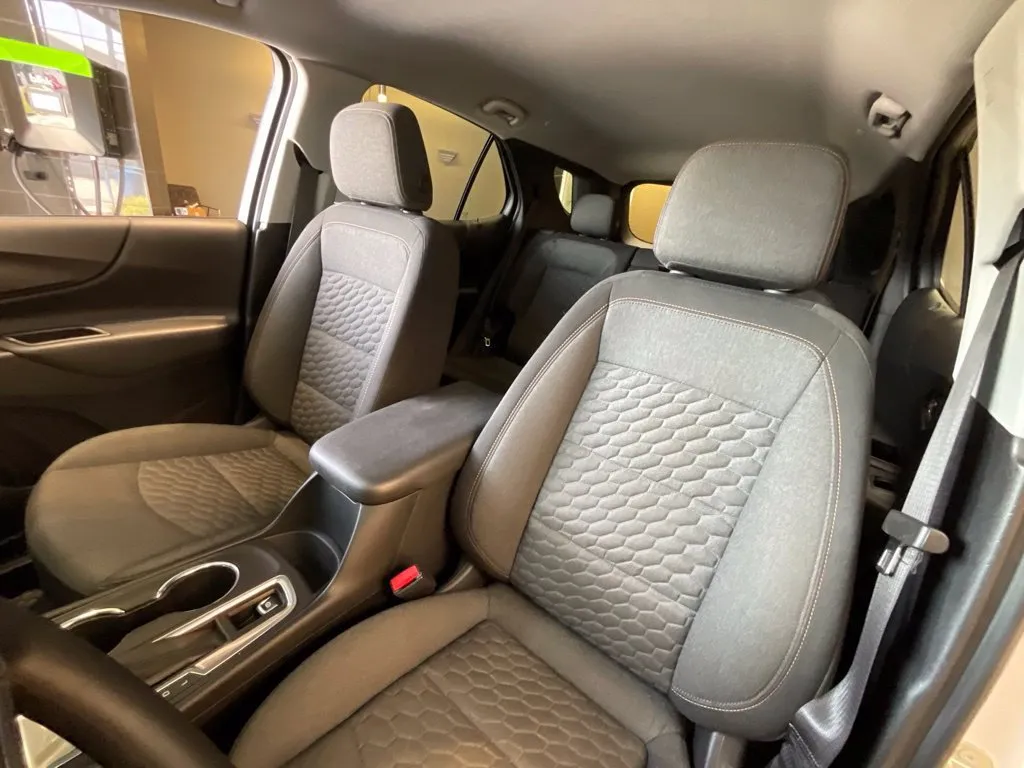 Chevrolet Equinox photo 11