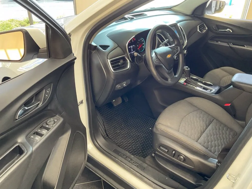 Chevrolet Equinox photo 10