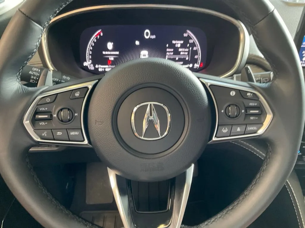 Acura MDX photo 12