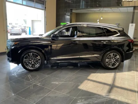 More photos of 2026 Acura MDX w/Advance Package at Jay Wolfe Acura, MO