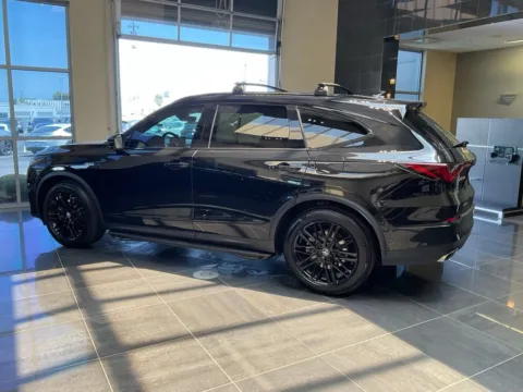 More photos of 2026 Acura MDX w/A-Spec Advance Package at Jay Wolfe Acura, MO