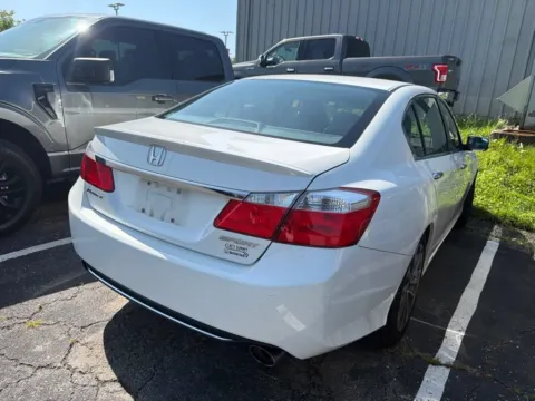 More photos of 2014 Honda Accord Sedan Sport at Jay Wolfe Acura, MO