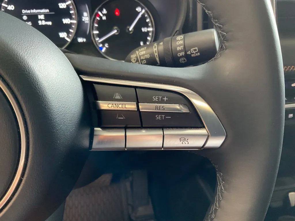 Mazda CX-50 photo 14