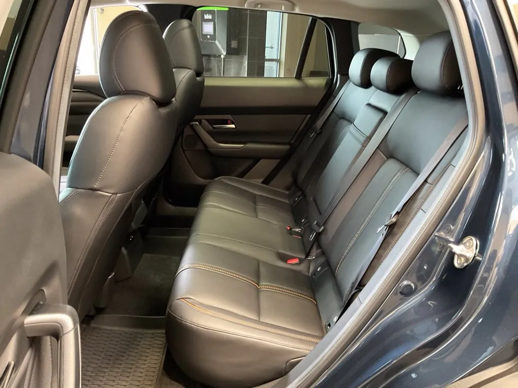 Mazda CX-50 photo 22