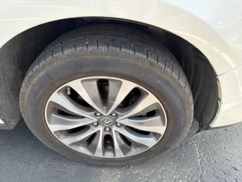 More photos of 2015 Acura MDX Tech/Entertainment Pkg at Jay Wolfe Acura, MO