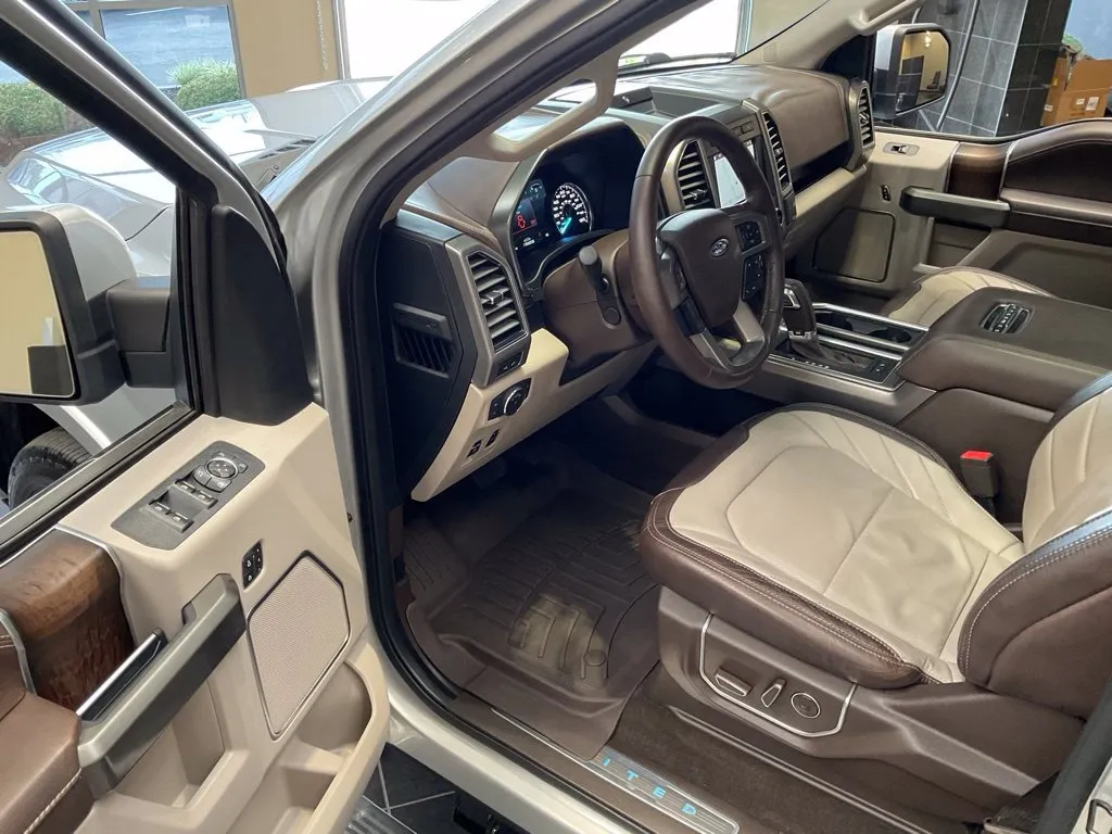Ford F-150 photo 9