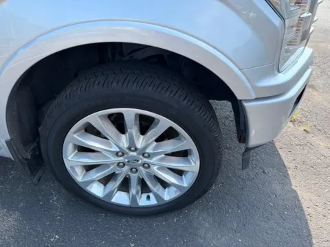 More photos of 2019 Ford F-150 Limited at Jay Wolfe Acura, MO