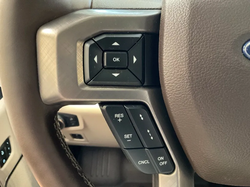 Ford F-150 photo 12