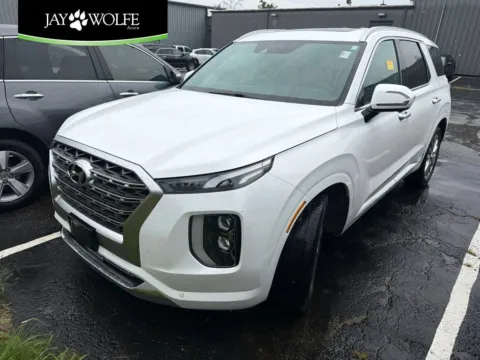 White 2020 Hyundai Palisade Limited for sale in Kansas City, MO