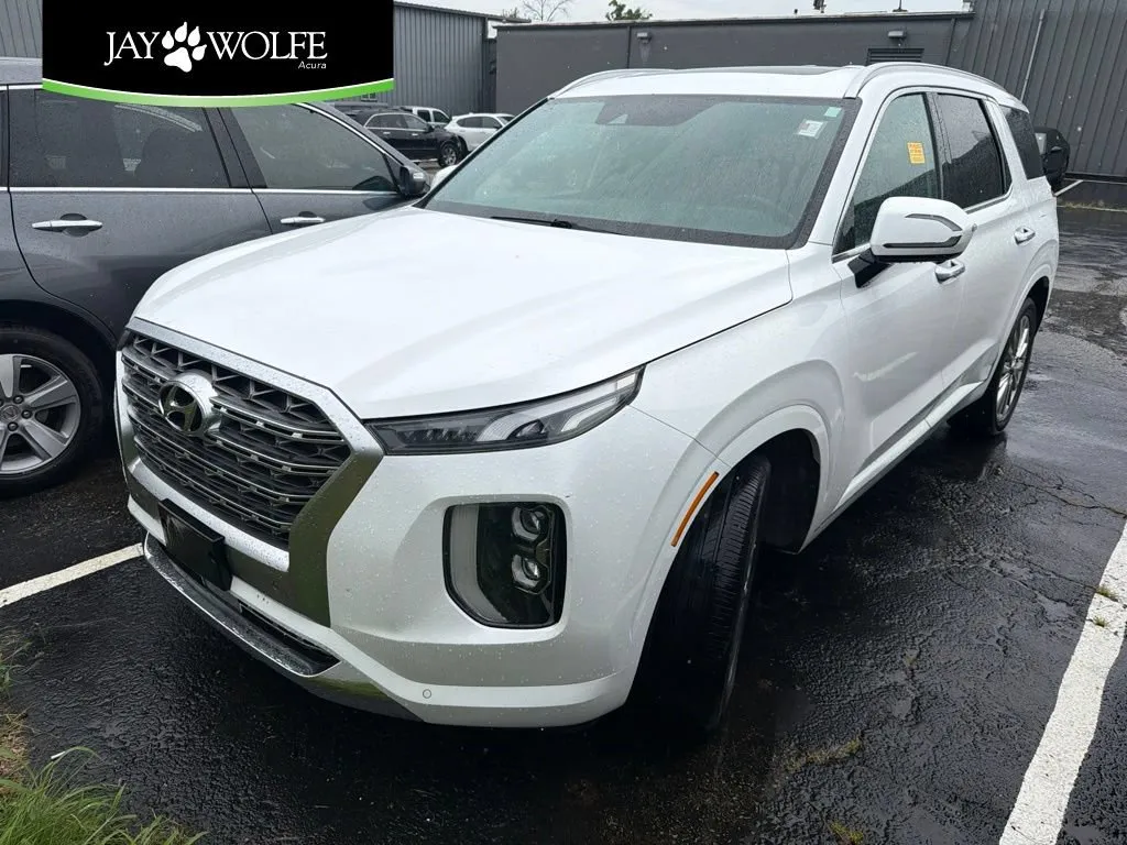 White 2020 Hyundai Palisade Limited for sale in Kansas City, MO