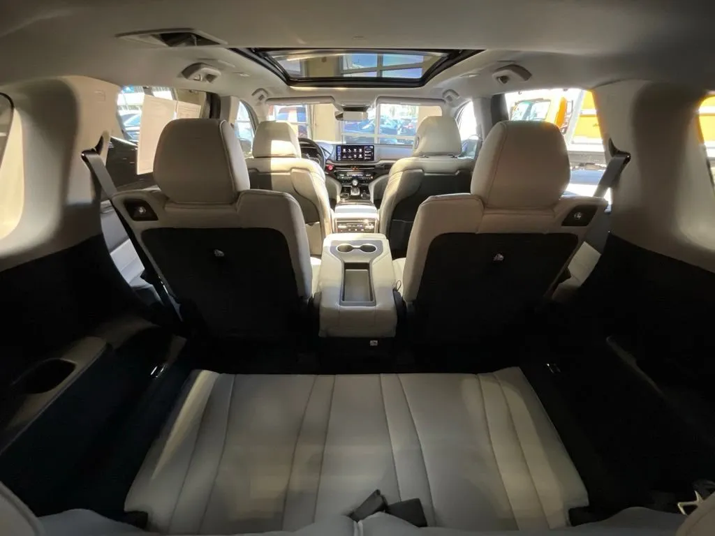 Acura MDX photo 27