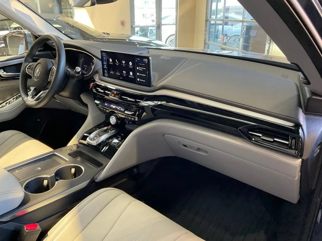 Acura MDX photo 21