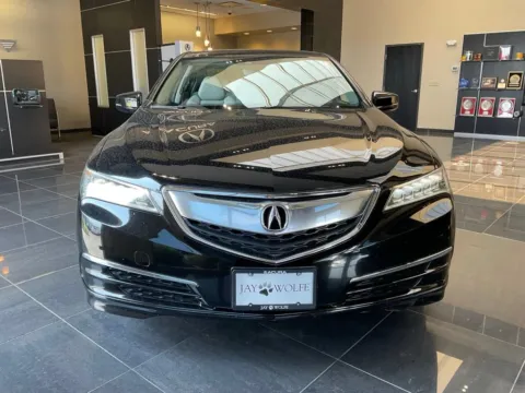 Photos of 2017 Acura TLX V6 w/Technology Pkg for sale in Kansas City, MO at Jay Wolfe Acura