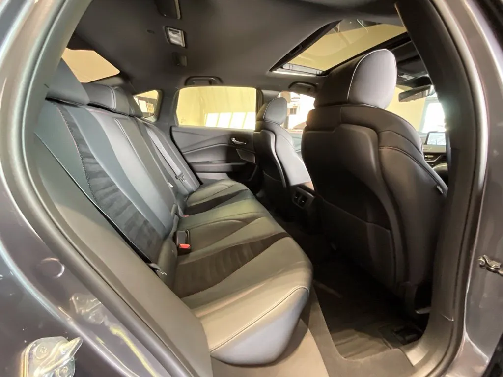 Acura TLX photo 23