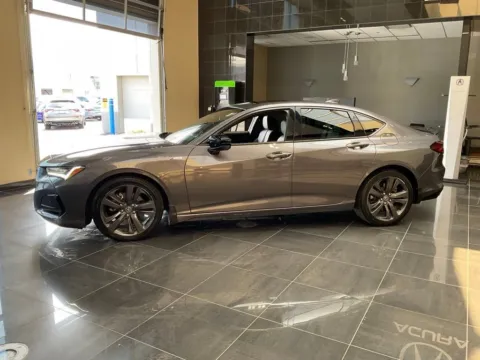 More photos of 2022 Acura TLX w/A-Spec Package at Jay Wolfe Acura, MO