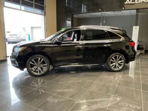 More photos of 2019 Acura MDX w/Advance Pkg at Jay Wolfe Acura, MO
