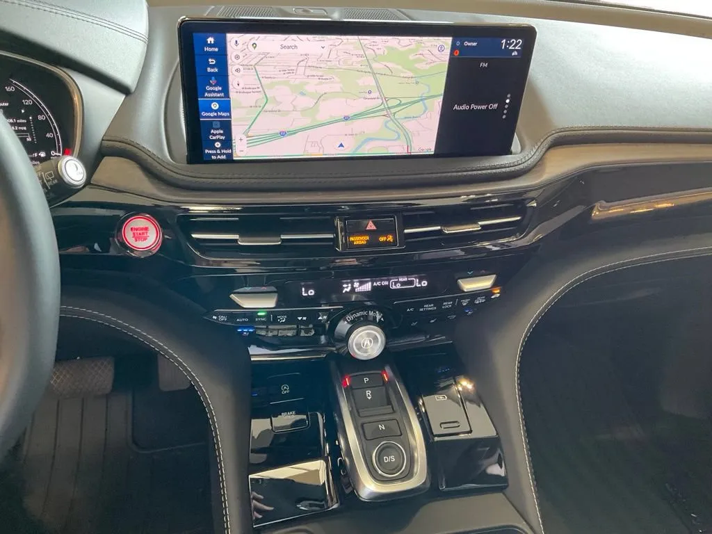 Acura MDX photo 16