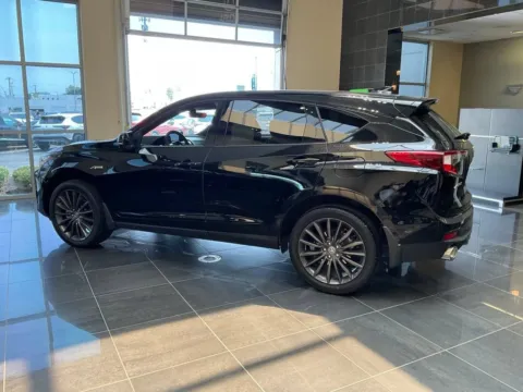 More photos of 2024 Acura RDX w/A-Spec Advance Package at Jay Wolfe Acura, MO