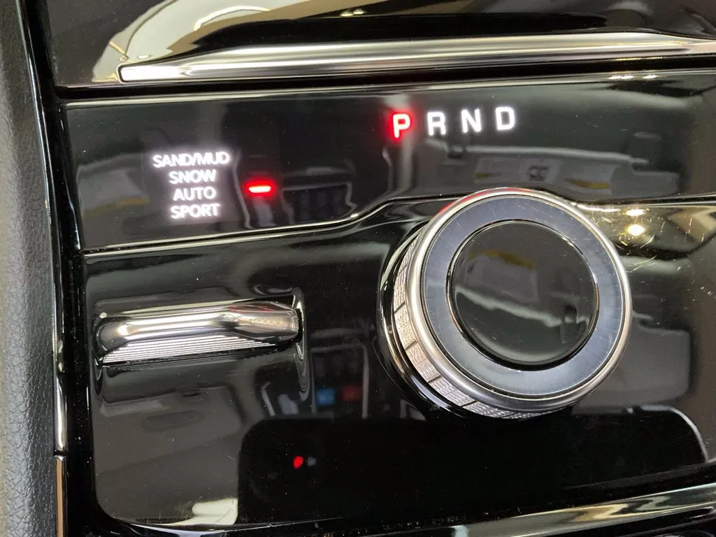 Jeep Grand Cherokee L photo 19
