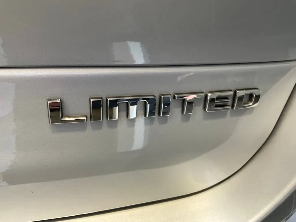 Jeep Grand Cherokee L photo 28