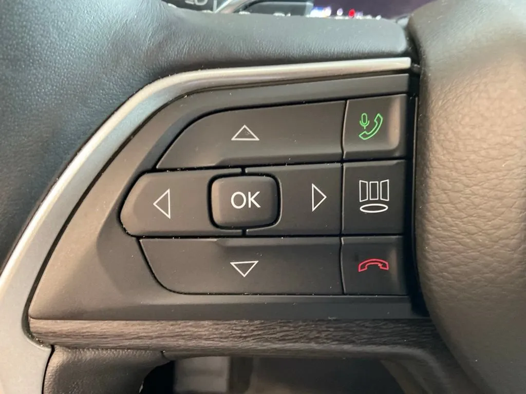 Jeep Grand Cherokee L photo 13
