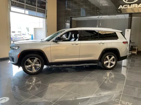 More photos of 2021 Jeep Grand Cherokee L Limited at Jay Wolfe Acura, MO