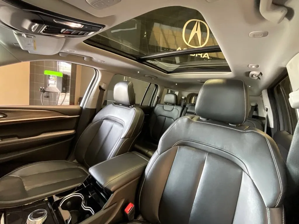Jeep Grand Cherokee L photo 11